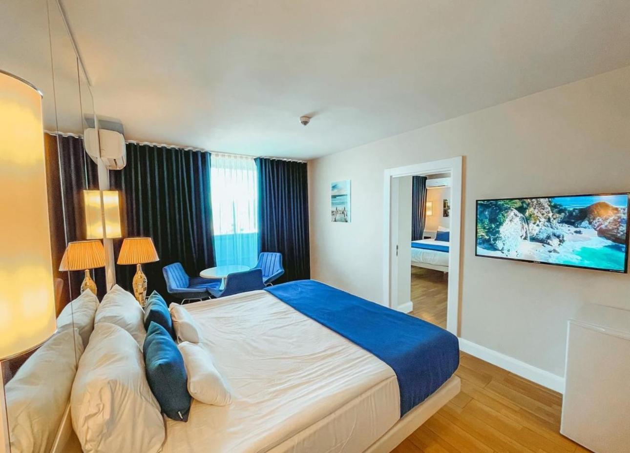 Orbi City Batumi Star Aparthotel Buitenkant foto